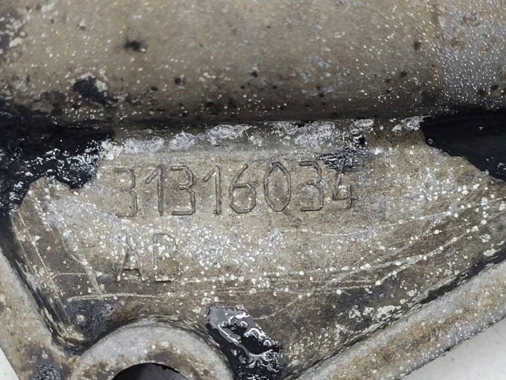 VOLVO V40 II 2.0 B 245 31316034 10