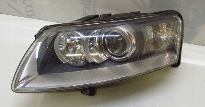 AUDI A6 C6 07R Licht links vorne XENON 4F9035503F