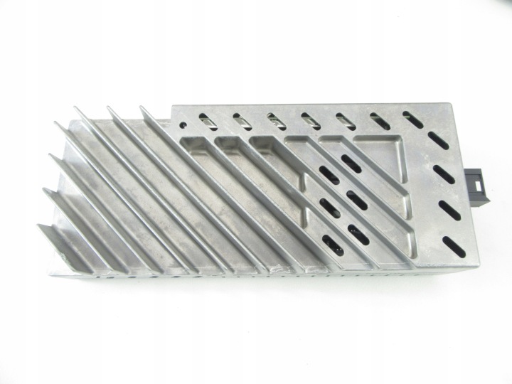 pojačalo naglosnienia Top HI-FI BMW F06 F07 F10 F11 F12 F13 Harman/Becker