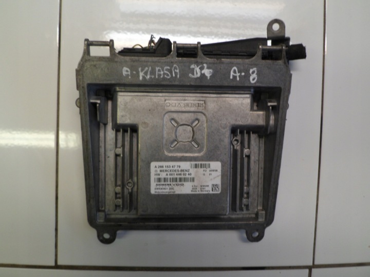 MERCEDES A W169 Computer DES MOTORS A2661534779 A0014460240