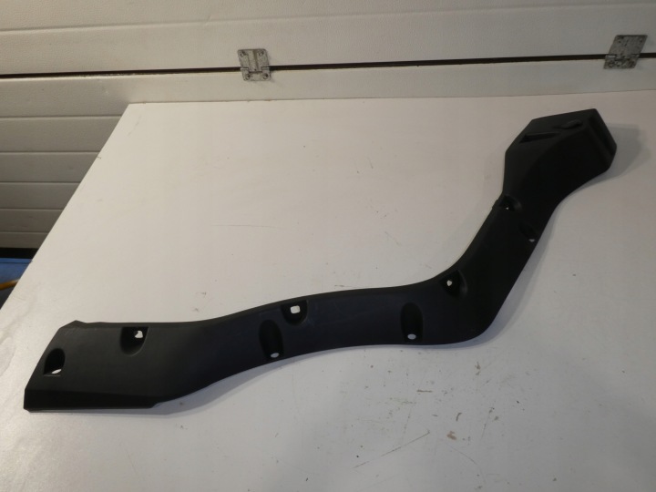 plastica copertura GREMBIALINA PORTELLONE COFANO POSTERIORE 2K7867393 VW CADDY V