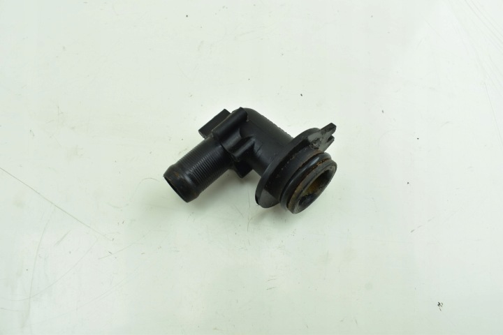 FLANGIA d’acqua CITROEN C4 C5 PEUGEOT 407 508 VOLVO S40 V50 2.0 HDI 6790862670