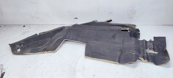 INSONORISATION NADKOLA DROITE ARRIÈRE AUDI Q7 4L0863814B