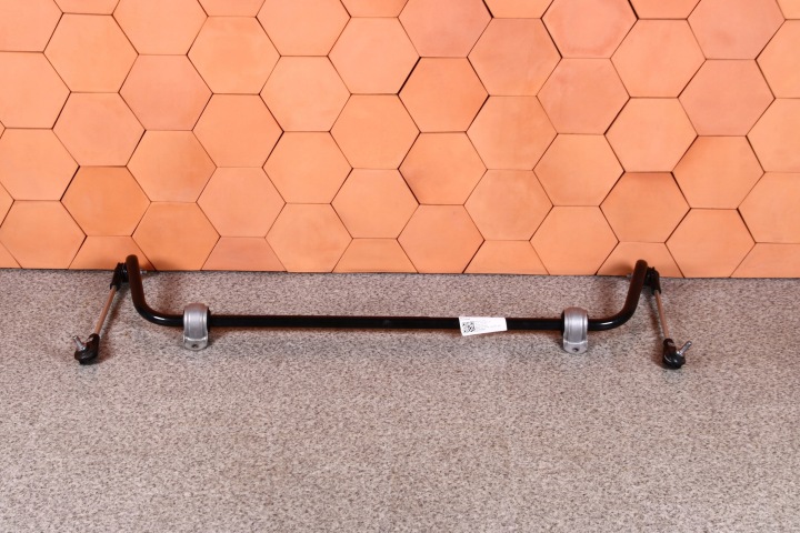 BMW G20 X-DRIVE anti roll bar stabilizer rod front 6873990 6 km !!!