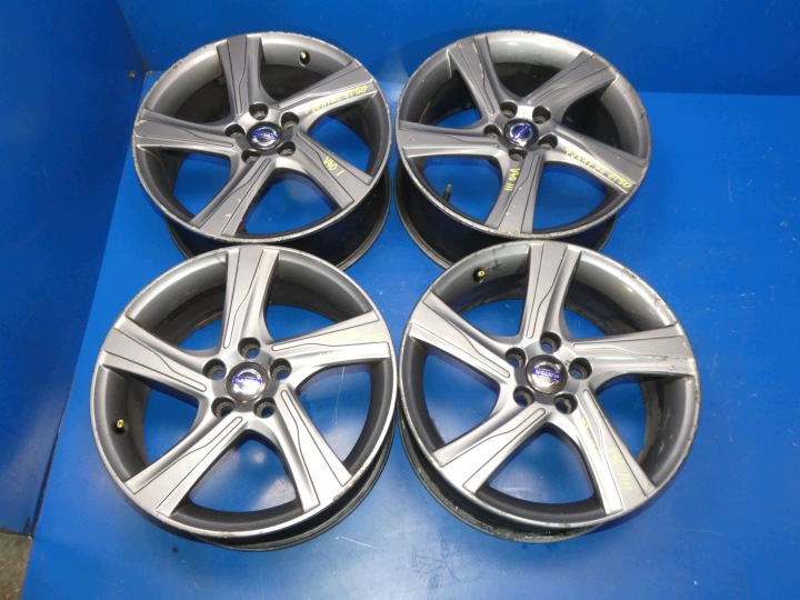 VOLVO V40 II V60 e S60 II CERCHI ALUMNIOWE 17" R17 KOMPLET R-design