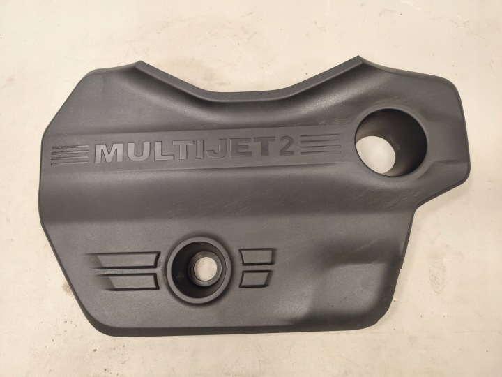 JEEP RENEGADE LIFT 1.6 MTJ cover cover cover of the engine