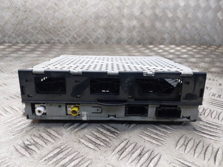 TUNER RADIA AUDI A8 D3 LIFT 4E0035541E