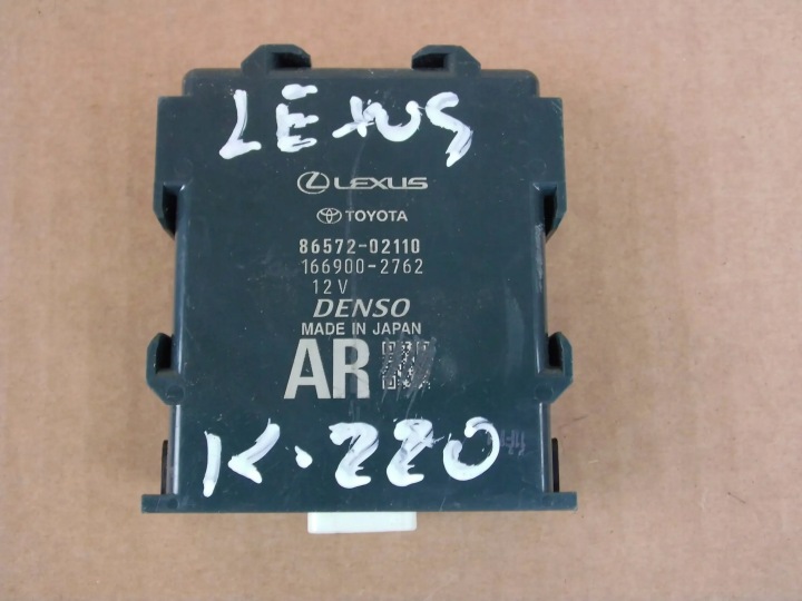 Toyota Corolla XII E21 module control unit sensor 86572-02110