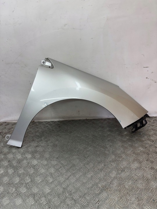 fender front front right PEUGEOT 308 07