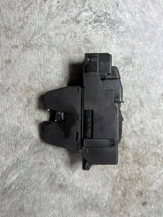 OE lock of the rear bonnet CITROEN C4 PICASSO II PEUGEOT 308 II 9816195380 !J