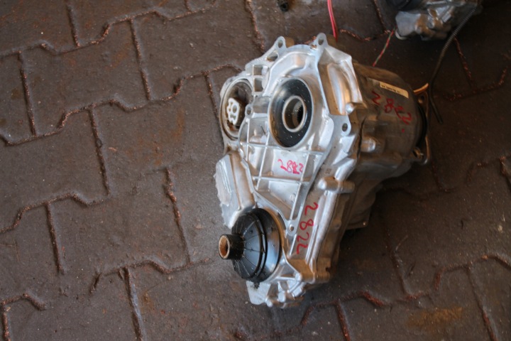 2822. REDUKTOR prevodovky prevodov BMW 7889765