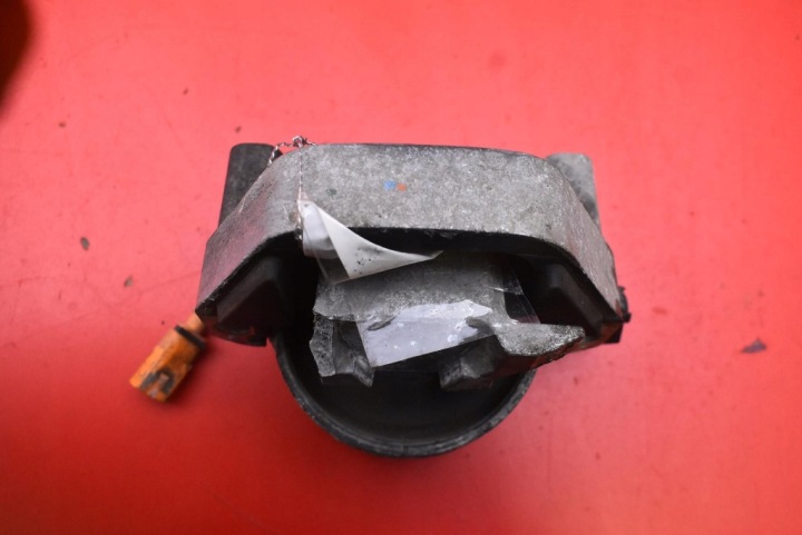 airbag engine mount right AUDI A6 C7 3.0 TDI 204 KM 10-14