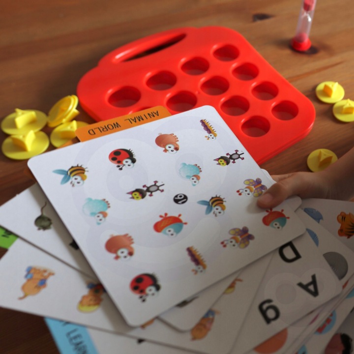 GRA PAMIĘCIOWA RODZINNA MEMORY POŁĄCZ W PARY LOGICZNA NA CZAS 3+ WOOPIE Marka Woopie