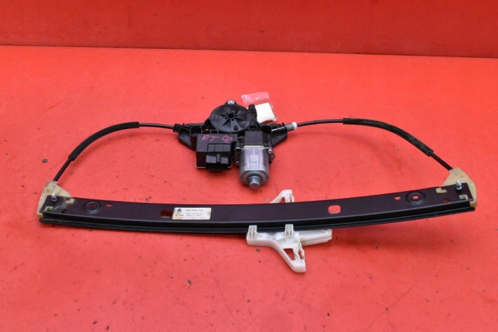 lehúzó ablak jobb far 5E0839462 SKODA OCTAVIA 3 III KOMBI 13-17