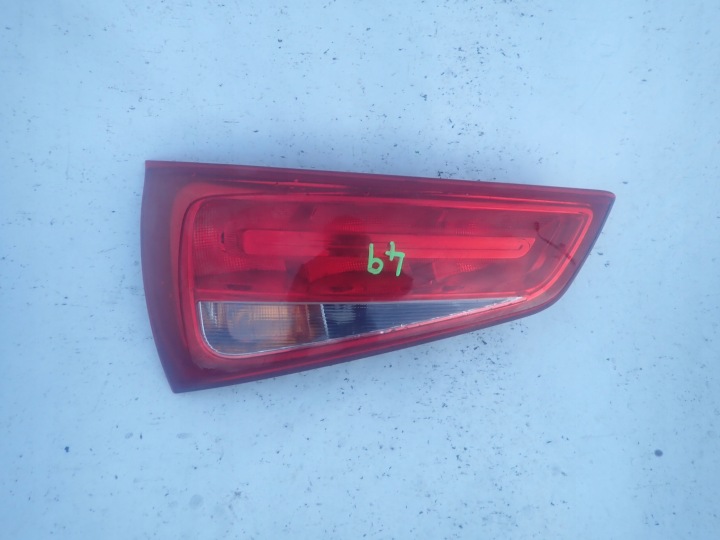 AUDI A1 8X 10-> Licht links heck hinten