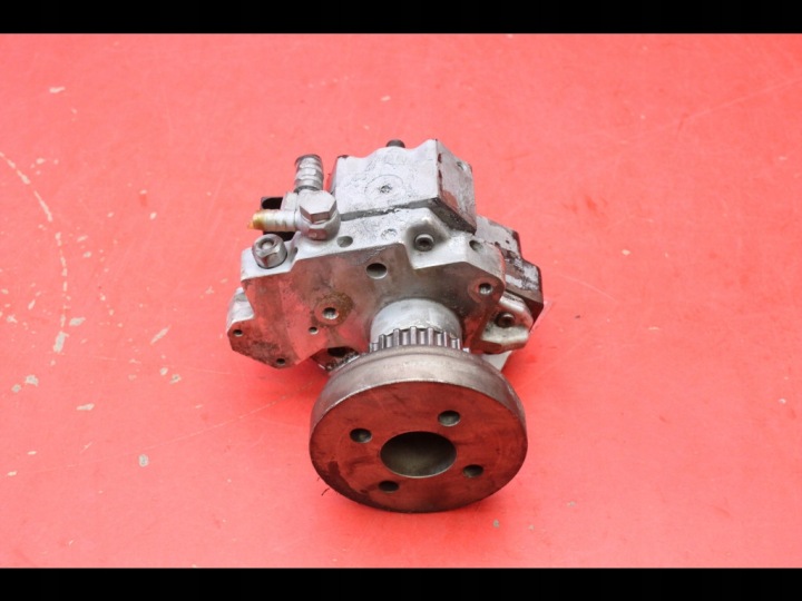injection pump AUDI A6 C6 3.0 TDI BMK 225 KM 04-08
