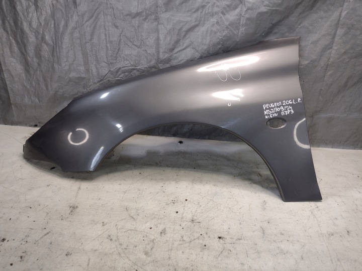 fender left front Peugeot 206 k: EYN