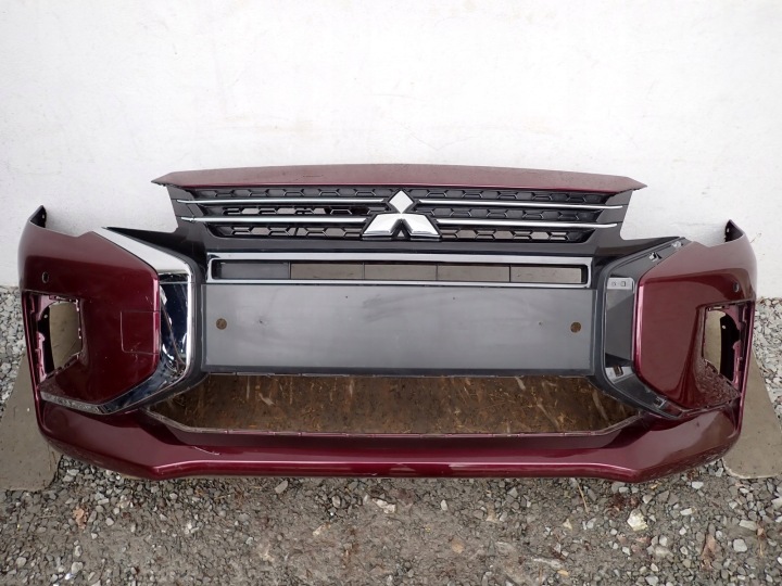 PARE CHOC AVANT AVANT MITSUBISHI SPACE STAR LIFT