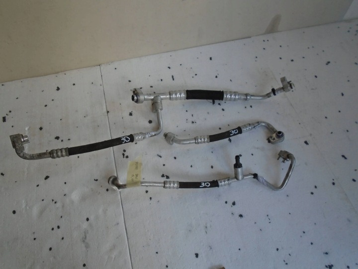 of the hose of the air conditioning komplet 929115505 BMW I3 I01