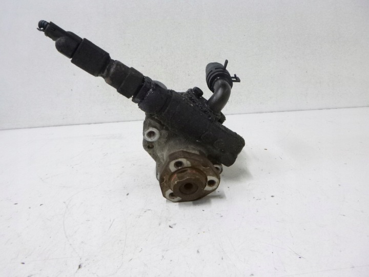 POMPE DIRECTION ASSISTÉE AUDI A3 8L 1.6 00R. 90BAR