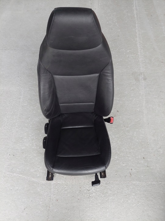 sedačka pravý airbag napínač BMW Z4 E89