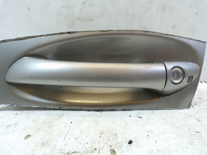 Poignée Externe Portière de gauche PRZEDNICH Gauche MERCEDES W211