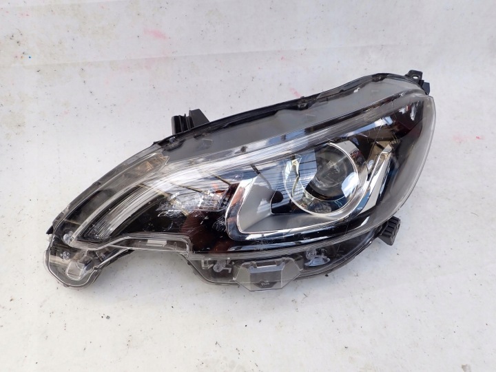 PEUGEOT 108 14- light front front left