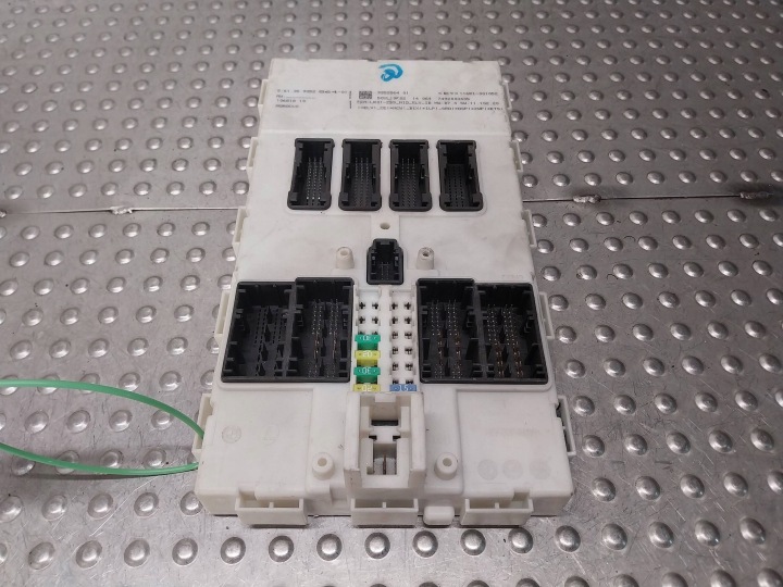 Module Unité de contrôle FEM BSI 9352864 BMW F20 F21 F30 F31