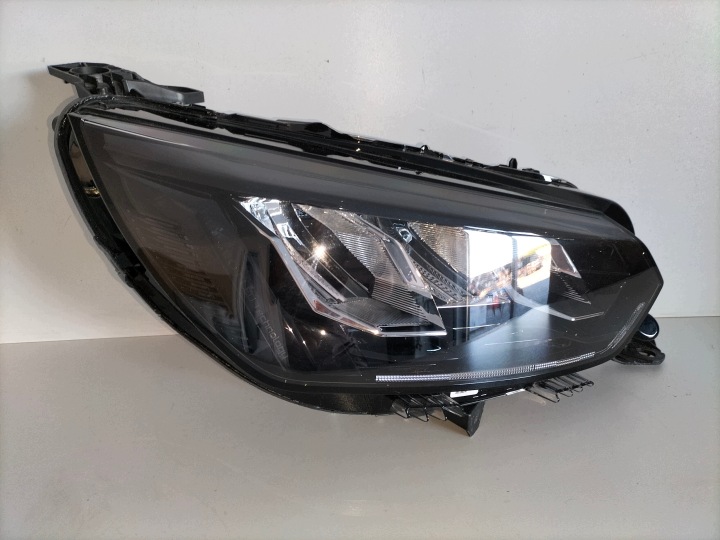 light front reflektor right PEUGEOT 208 2008 II 19
