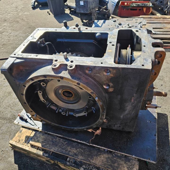 SCATOLA TRAKTOR 408722A8 NEW HOLLAND T8.390