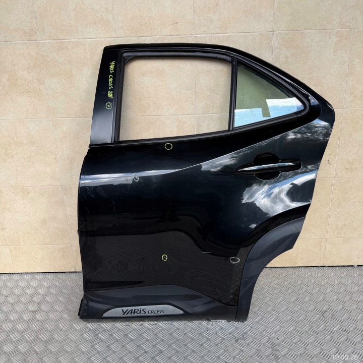 Portière Complets Arrière Gauche TOYOTA YARIS CROSS 2022 ROK