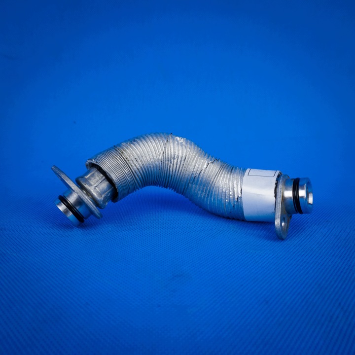 oil line turbo BMW 5 G30 X3 G01 X4 B48B20B 11428629970 8629970 59km