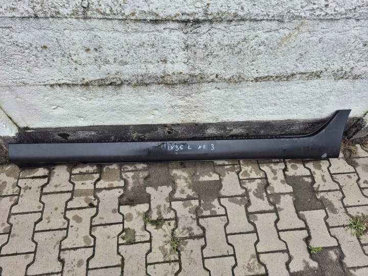 HYUNDAI IX35 lišta krytka prahová levá 2009