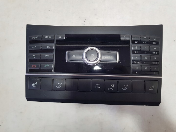 MERCEDES W212 RADIO Navigation 2129003908