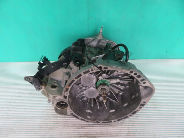 RENAULT TRAFIC 20R 2.0 DCI Převodovka PF6068