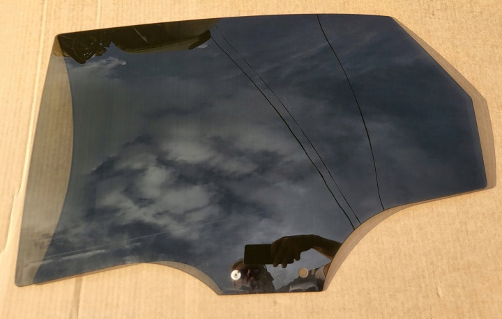 VETRO finestrino Z PORTA Portiera sinistra posteriore AS3 AUDI A4 B9 8W berlina OE 8W5845205A PRZYCIEMNIANA