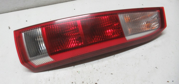 OPEL MERIVA A 1.6 04R Licht rechts heck 93294346 EUROPA