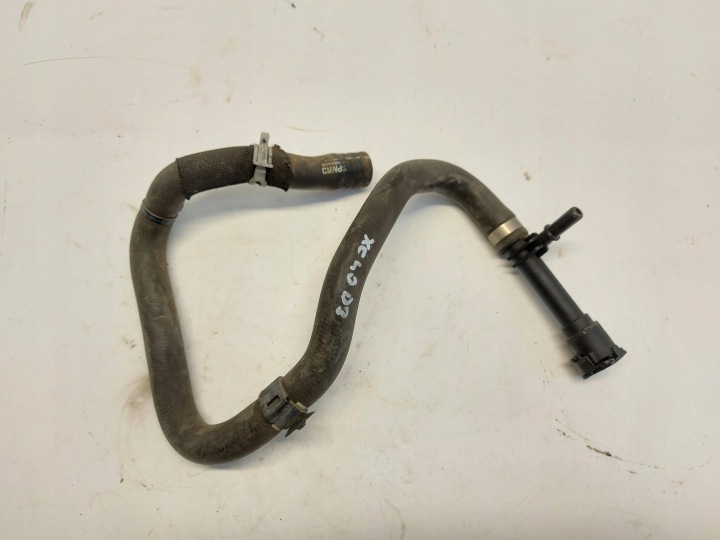 VOLVO XC40 D3 2.0 D wiring pipe of water 32252068