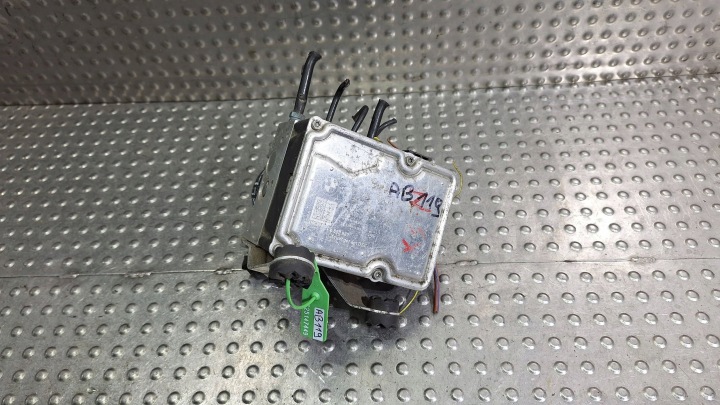 pump control unit ABS 6852887 6852886 BMW X3 F25 X4 F26