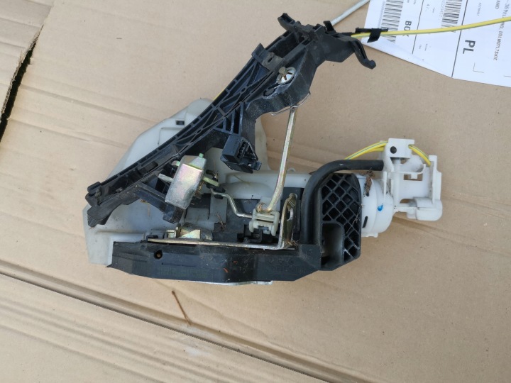 de la Serrure Droite Arrière Portière MERCEDES Klasa S W220 2207305835