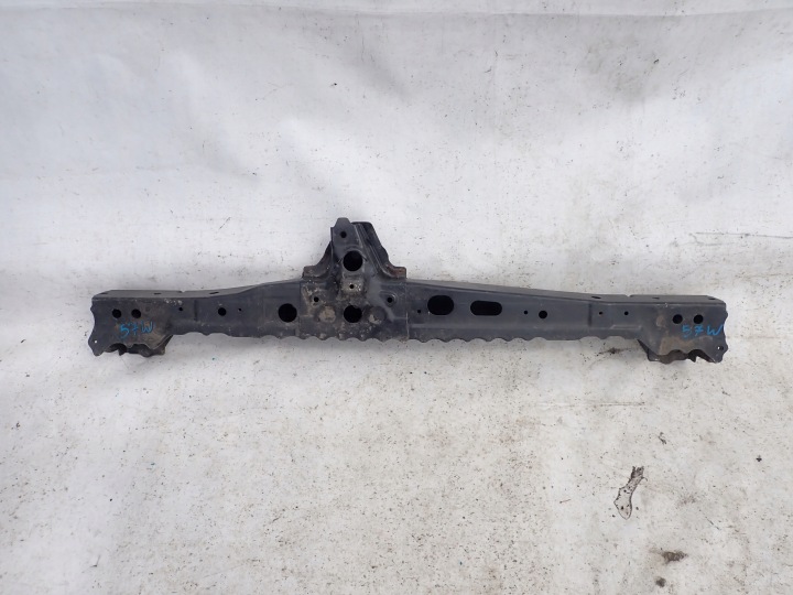 TOYOTA VERSO 09- sider lower of the engine front
