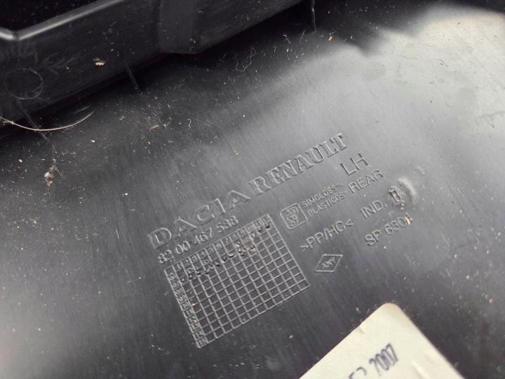 Left compartment of Dacia Logan and 8200467538 9