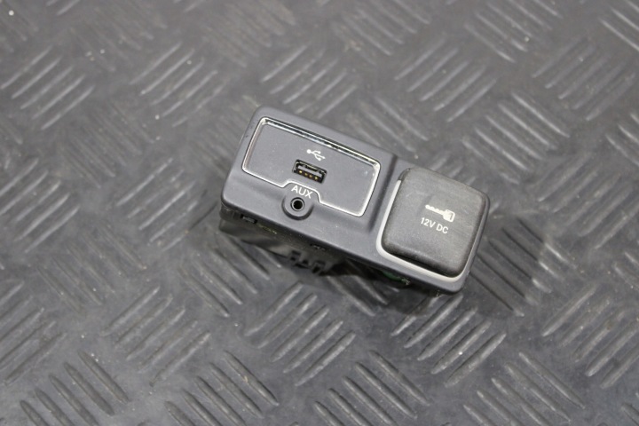 Adattatore USB 12V 735604055 JEEP RENEGADE