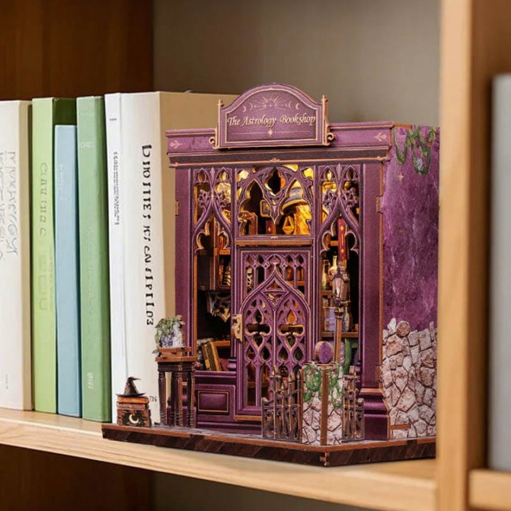 Мініатюрний будиночок міні Book Nook Астрологія щастя — фото 7