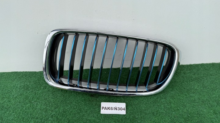BMW 3 F30 F31 ľavá Ladvinka Mriežka maska maska 511374045835 PAK6/N304