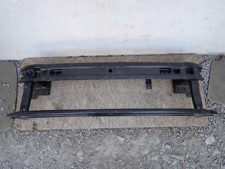 träger Versteifung der Stoßstange vorne VW PASSAT B8 LIFT 3G0807931