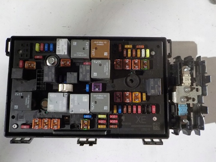 OPEL ASTRA J BSI modul UCH 13449208 XE