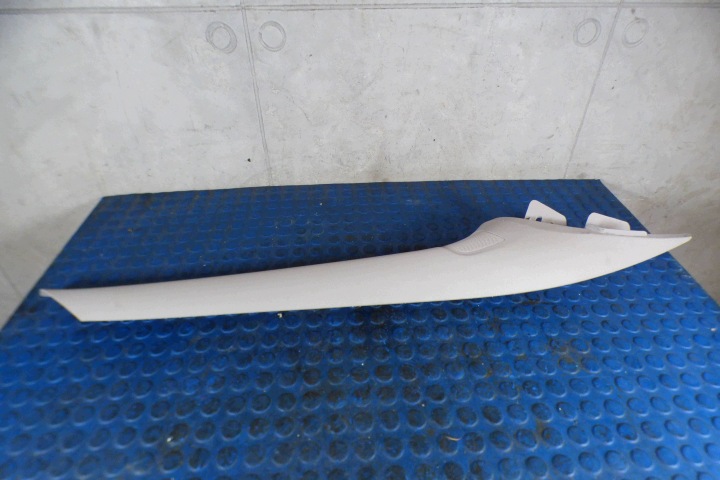Fiat Doblo II LIFT Kryt slupka pravá predok 735595696 st.BDB