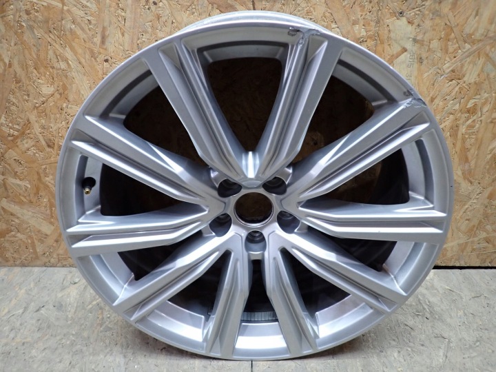 Jante d’aluminium AUDI Q7 SQ7 Q8 RSQ8 4M 4M8 5x112 20" ET20 8,5J 4M8601025DK