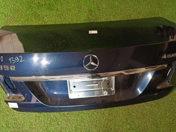 Malle / hayon coffre porte arrière Mercedes E W212 r2014